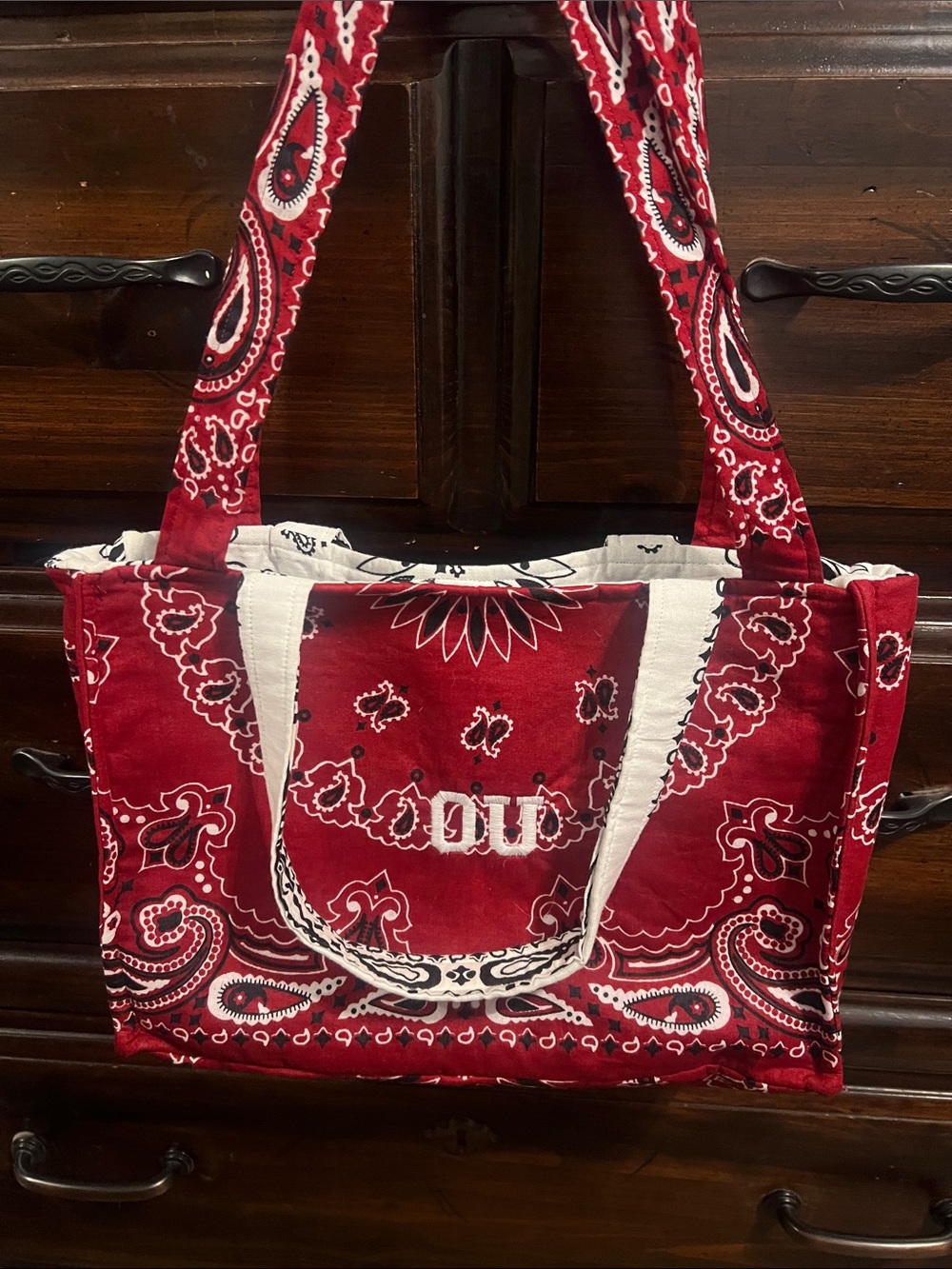 OU Red Bandana Tote Bag with White Accents and removable zipper pouch inside
